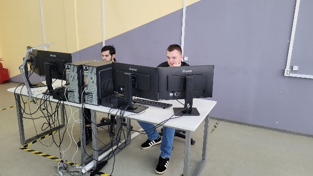 Pro.,    